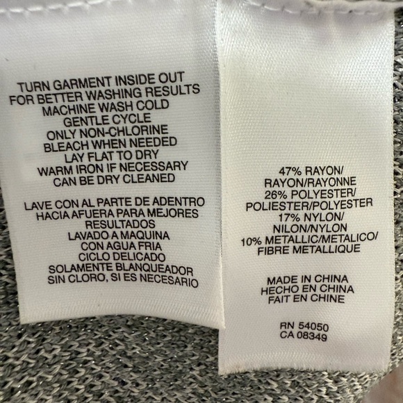 Jones New York Collection Gray Knit Two Piece Skirt Set Size Top L and Bottom M - Picture 5 of 14